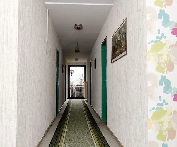 Hotel-restaurant Johanniskreuz 호텔 트립스타트